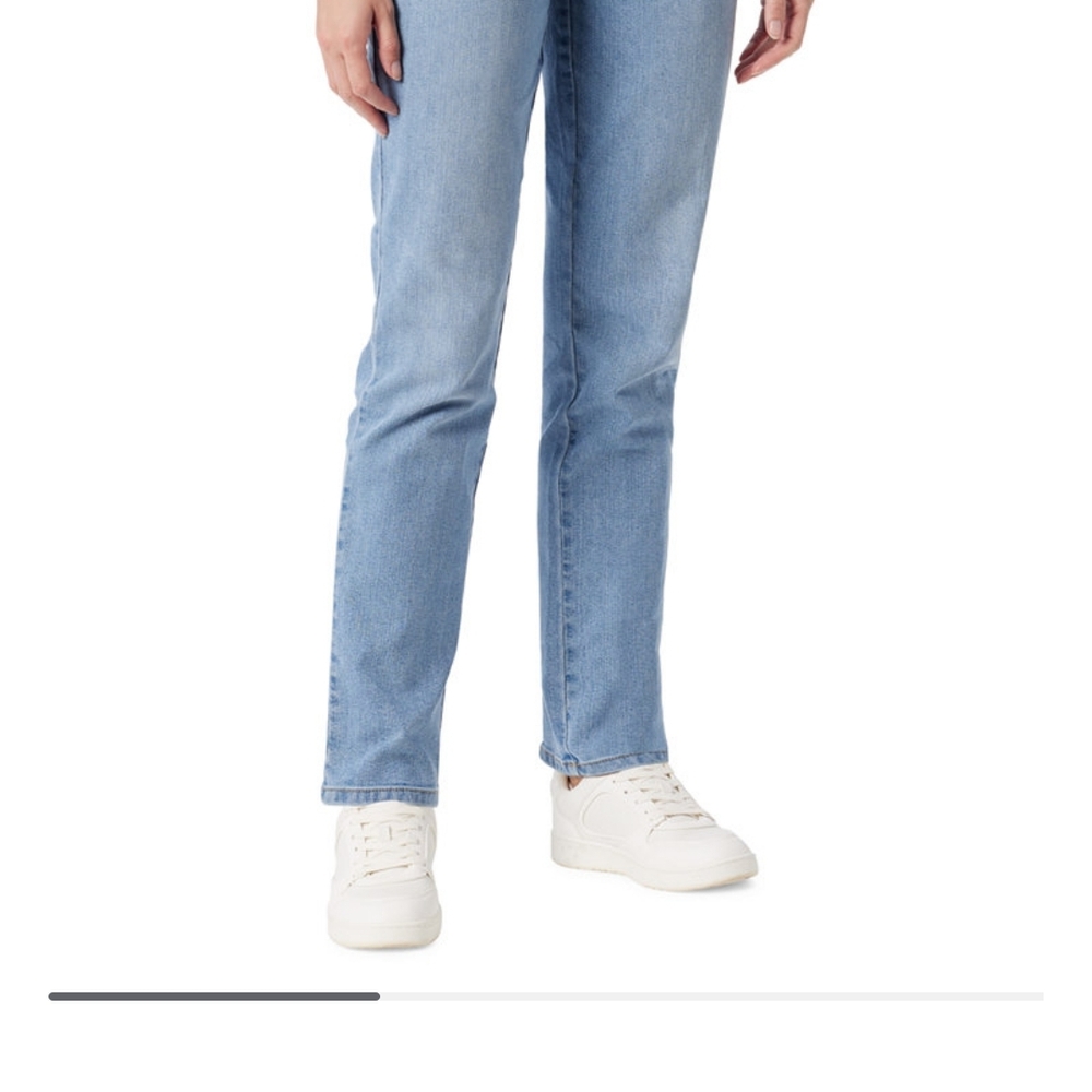 Gloria Vanderbilt Amanda Classic Women's Straight Leg Jeans - Light Blue
